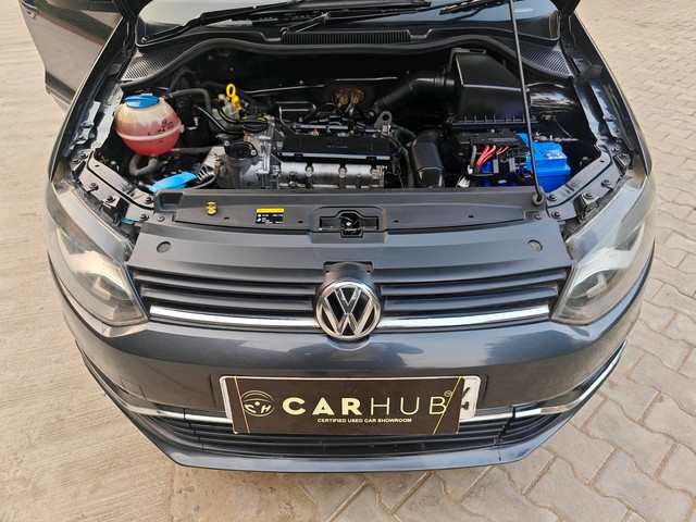 Second-hand 2017 Volkswagen Polo 1.2 MPI Highline for sale in Gurgaon-7