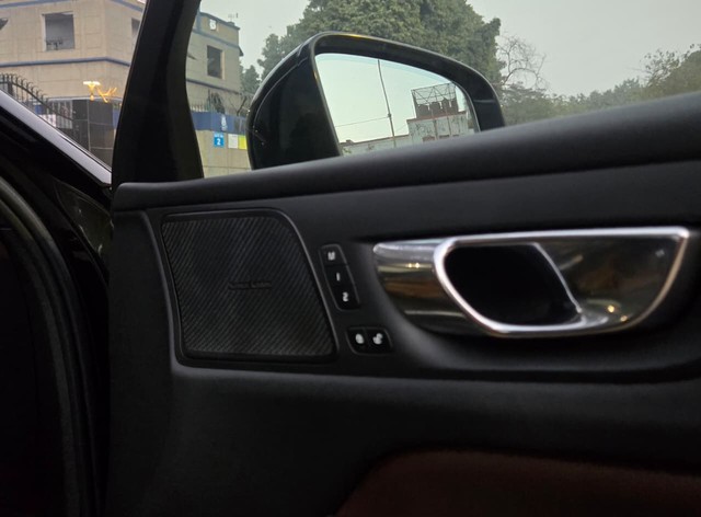 Second-hand 2021 Volvo S60 T4 Inscription for sale in New Delhi-10