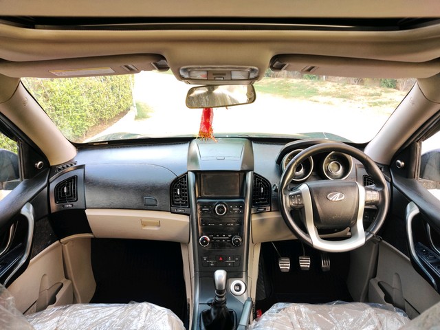 Second-hand 2018 Mahindra XUV500 W10 1.99 mHawk for sale in Gurgaon-16