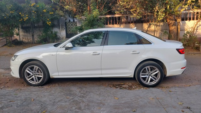 Second-hand 2018 Audi A4 35 TDI Technology for sale in Hyderabad-4