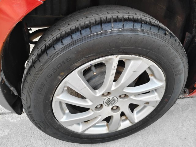 Second-hand 2014 Maruti Suzuki Swift ZXI BSIV for sale in Noida-6