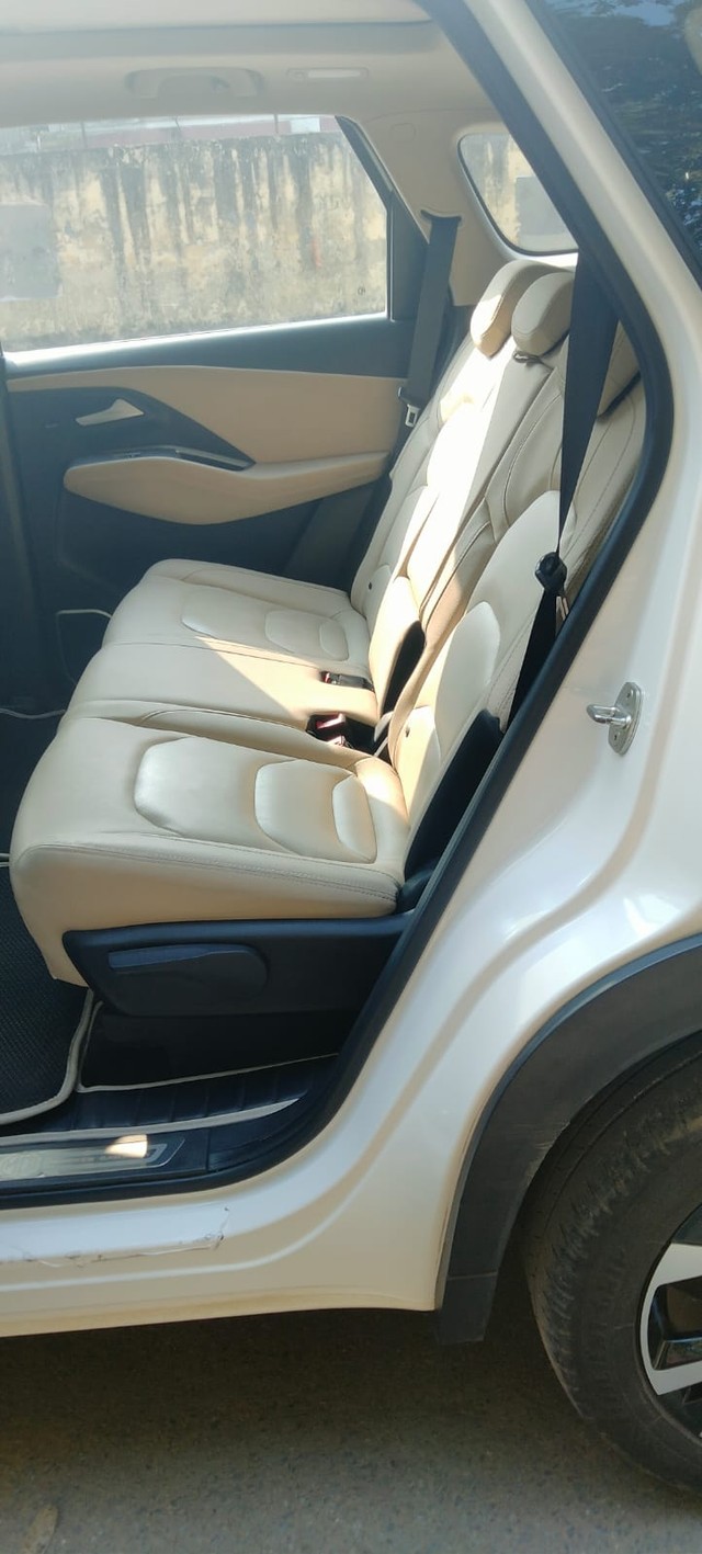 Second-hand 2023 MG Hector 1.5 Turbo Sharp pro CVT BSVI for sale in New Delhi-8