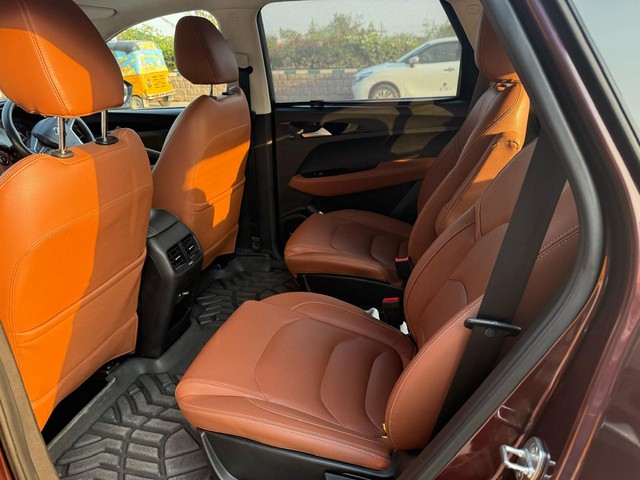 Second-hand 2022 MG Hector Plus Sharp CVT for sale in Hyderabad-5