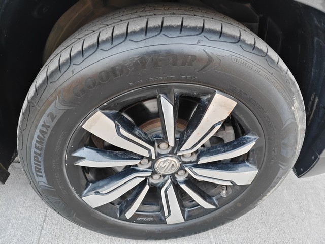 Second-hand 2019 MG Hector Sharp DCT for sale in Noida-7