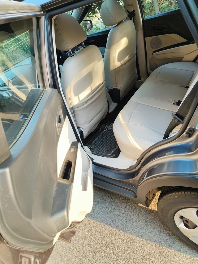 Second-hand 2021 Mahindra XUV300 W6 Diesel BSVI for sale in New Delhi-6