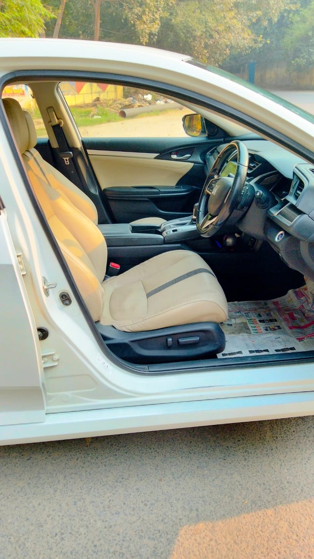Second-hand 2019 Honda Civic ZX BSIV for sale in New Delhi-17