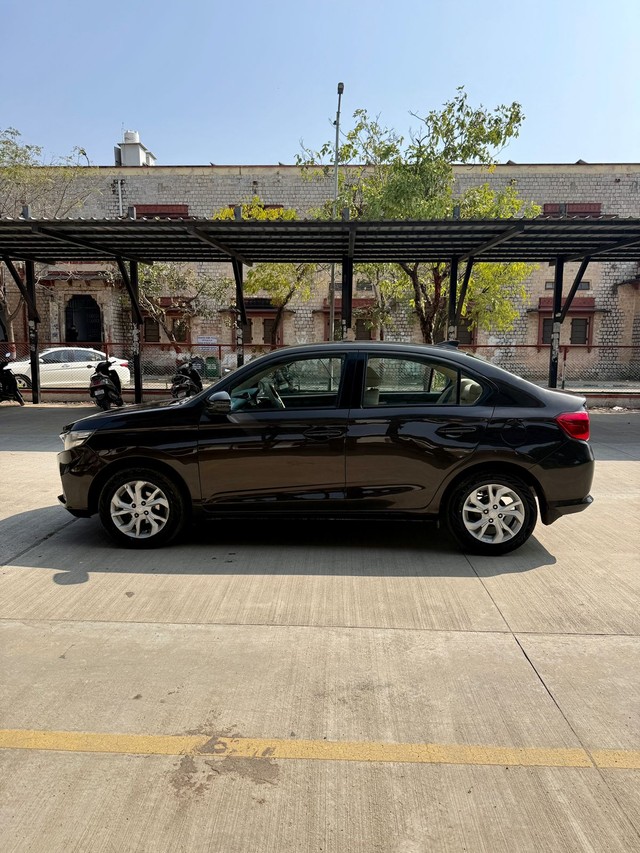 Honda Amaze V CVT Diesel BSIV Second-hand 2018 Honda Amaze V CVT Diesel BSIV for sale in Jaipur-3