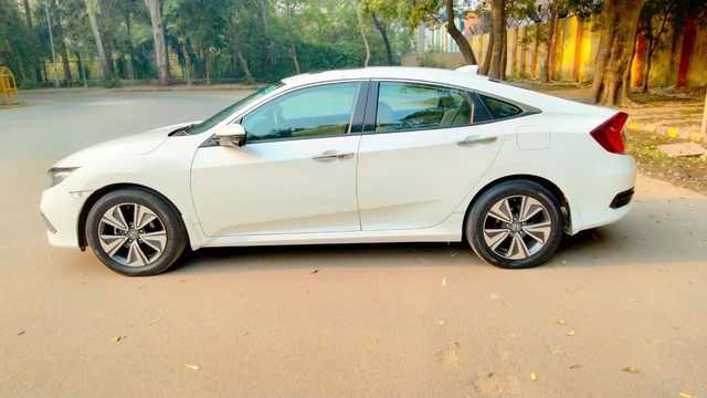 Second-hand 2019 Honda Civic ZX BSIV for sale in New Delhi-3