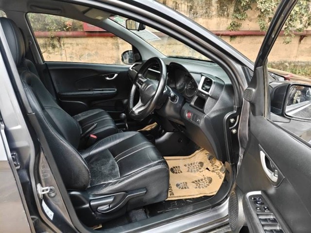 Second-hand 2019 Honda BR-V i-DTEC VX MT for sale in Noida-8