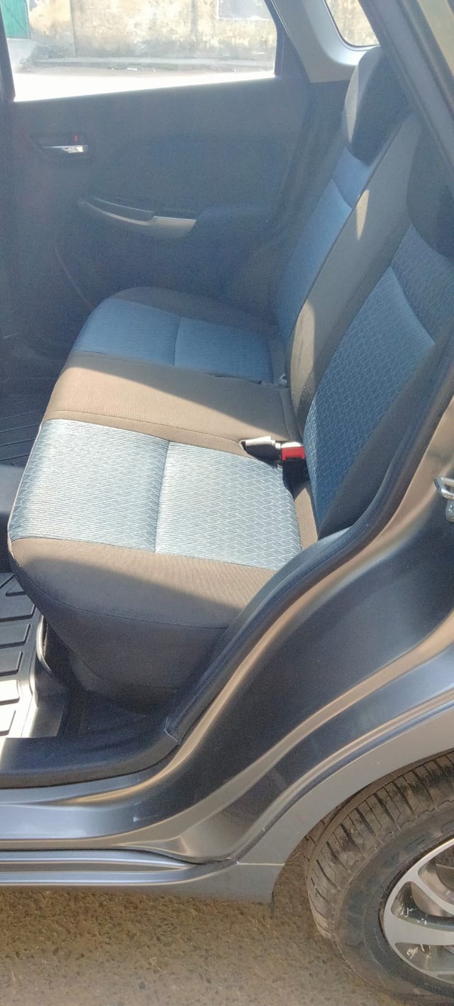 Second-hand 2019 Toyota Glanza G CVT for sale in New Delhi-8