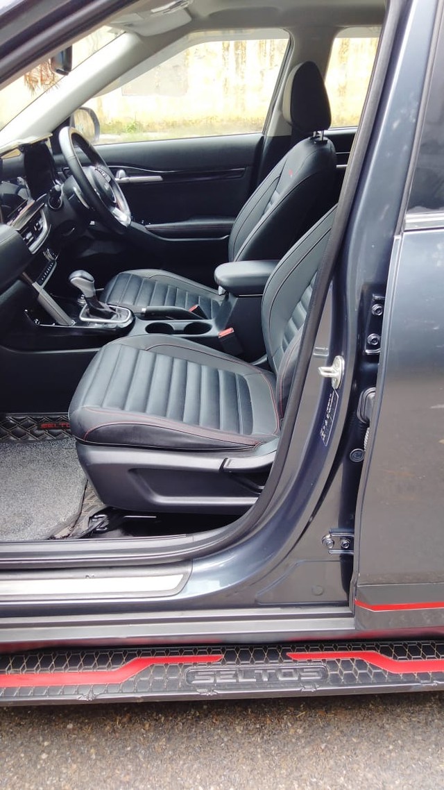 Second-hand 2022 Kia Seltos GTX Plus DCT for sale in New Delhi-16
