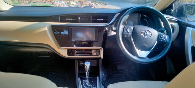 Second-hand 2018 Toyota Corolla Altis 1.8 G CVT for sale in New Delhi-21