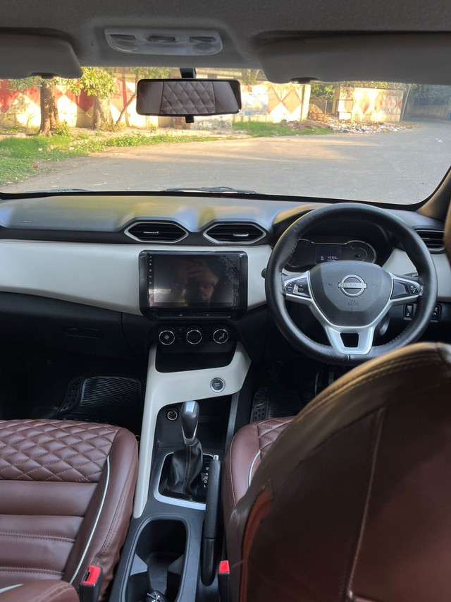 Second-hand 2022 Nissan Magnite Turbo CVT XV Executive BSVI for sale in New Delhi-15