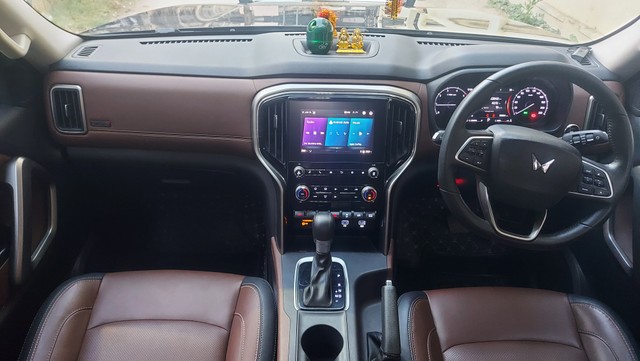 Second-hand 2024 Mahindra Scorpio N Z8 Diesel AT for sale in Hyderabad-14