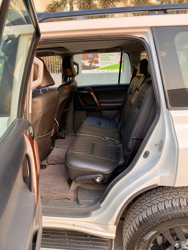 Second-hand 2012 Toyota Land Cruiser Prado TX for sale in Pune-10