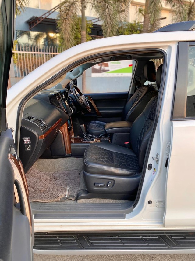 Second-hand 2012 Toyota Land Cruiser Prado TX for sale in Pune-11