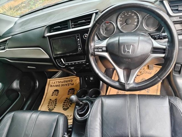 Second-hand 2019 Honda BR-V i-DTEC VX MT for sale in Noida-6