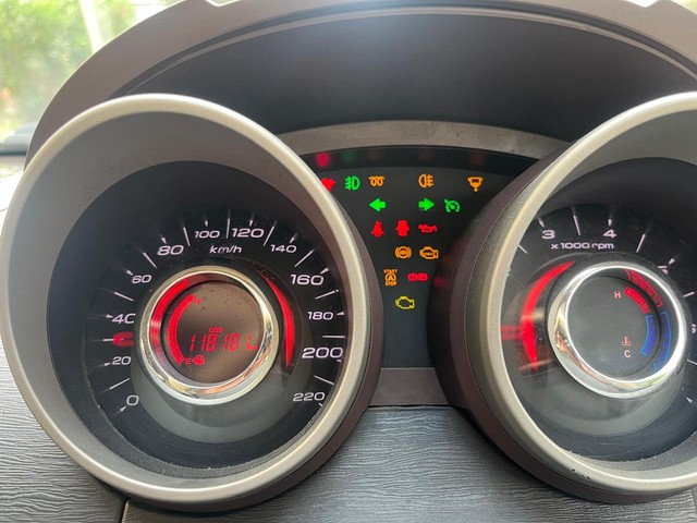 Second-hand 2012 Mahindra XUV500 W8 FWD for sale in Bangalore-13