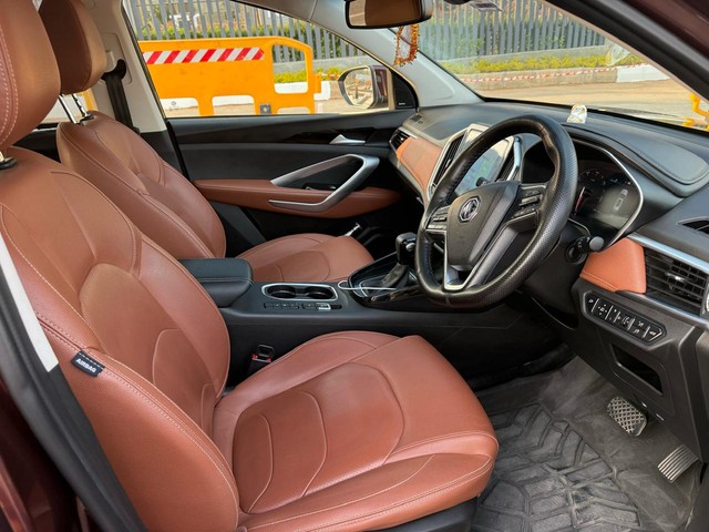 Second-hand 2022 MG Hector Plus Sharp CVT for sale in Hyderabad-3