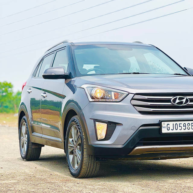 https://images10.gaadi.com/usedcar_image/RP1A.200720.012/original/8c87575e-716f-4a37-bd23-4f49250c8911.heic?imwidth=6400