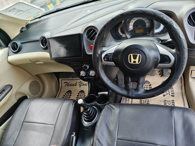 Second-hand 2012 Honda Brio S MT for sale in Noida-5