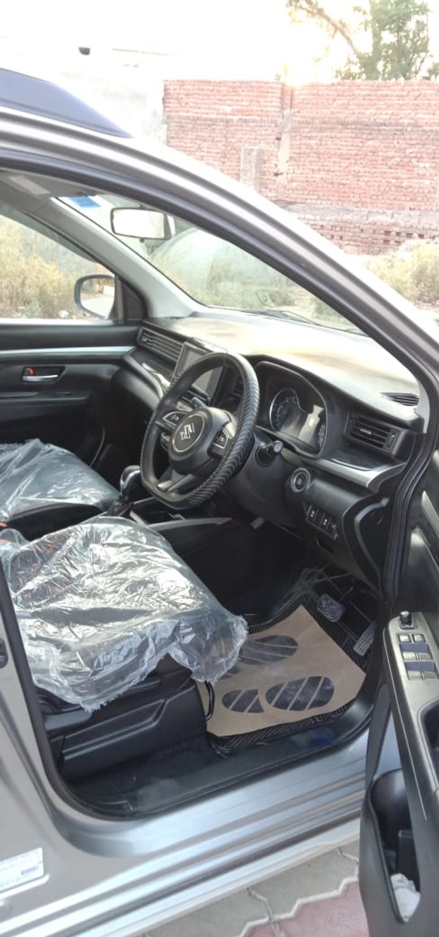 Second-hand 2019 Maruti XL6 Zeta AT for sale in New Delhi-5