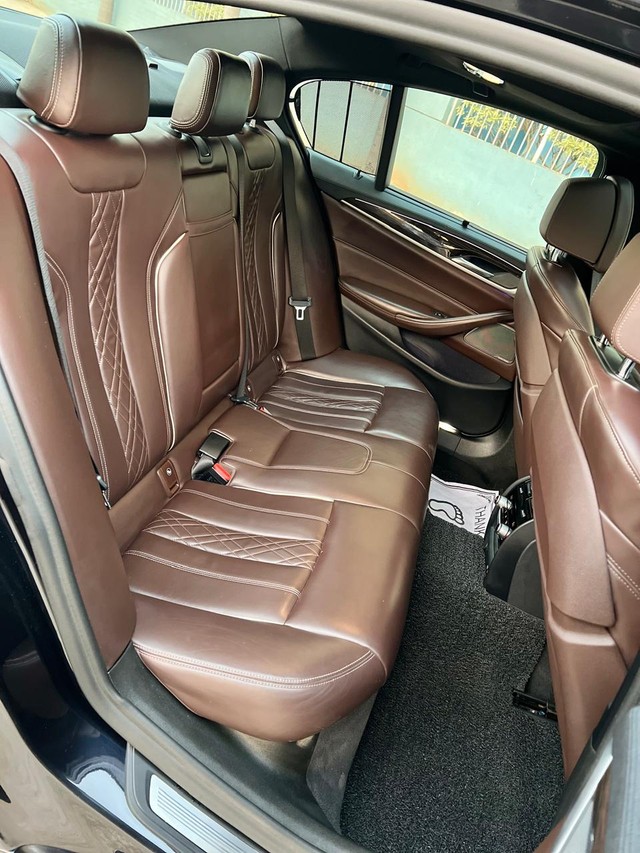 Second-hand 2020 BMW 5 Series 530d M Sport for sale in Pune-13