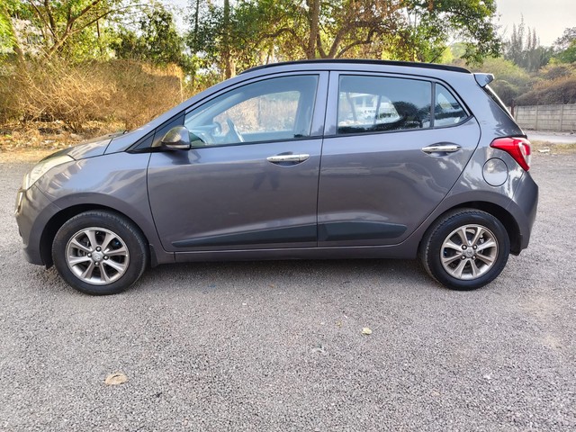 Second-hand 2016 Hyundai Grand i10 Asta Option AT for sale in Nashik-5
