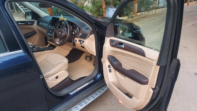 Second-hand 2017 Mercedes-Benz GLS 350d 4MATIC for sale in Hyderabad-9