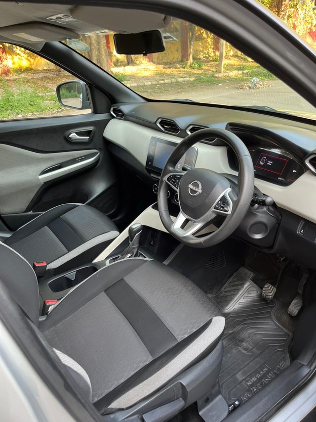 Second-hand 2021 Nissan Magnite Turbo CVT XV Executive BSVI for sale in New Delhi-15