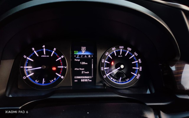 Second-hand 2022 Toyota Innova Crysta 2.7 ZX 7 STR AT for sale in New Delhi-15