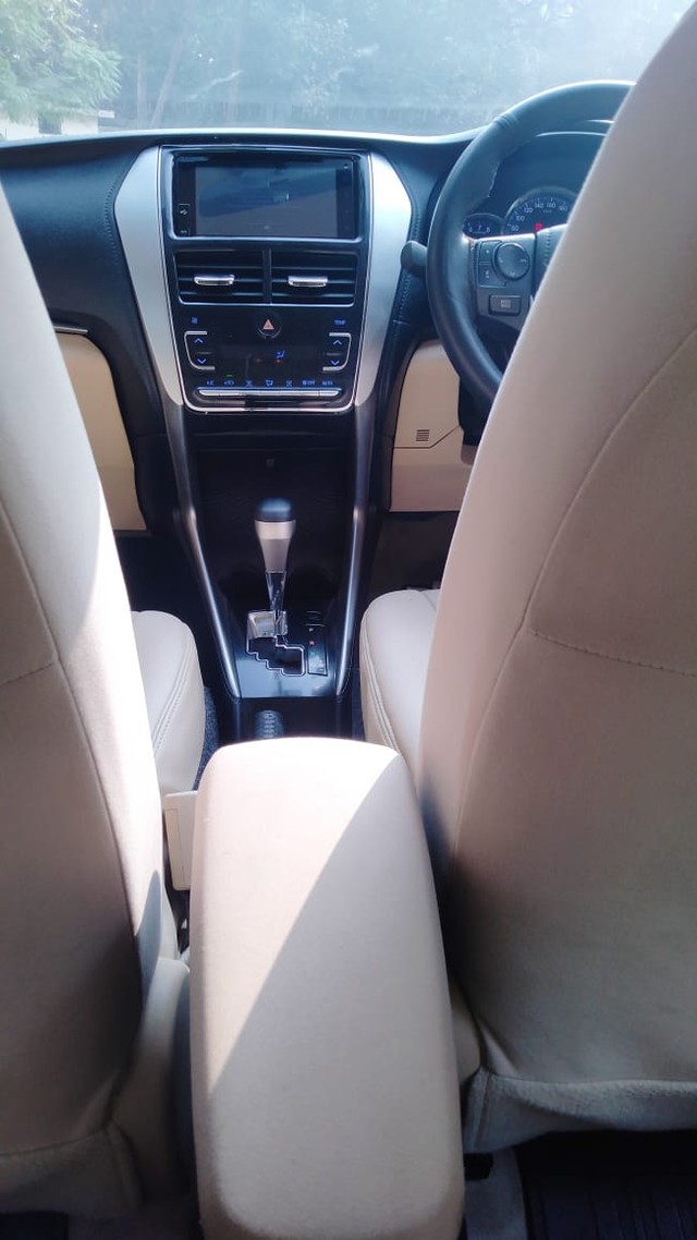 Second-hand 2018 Toyota Yaris G CVT BSIV for sale in New Delhi-19