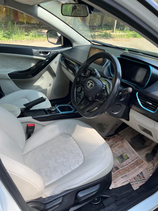 Second-hand 2022 Tata Nexon EV XZ Plus LUX for sale in New Delhi-13