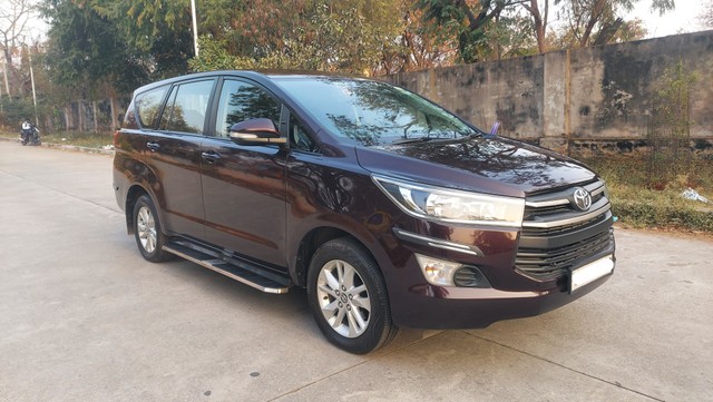 Second-hand 2016 Toyota Innova Crysta 2.8 GX AT BSIV for sale in Hyderabad-6