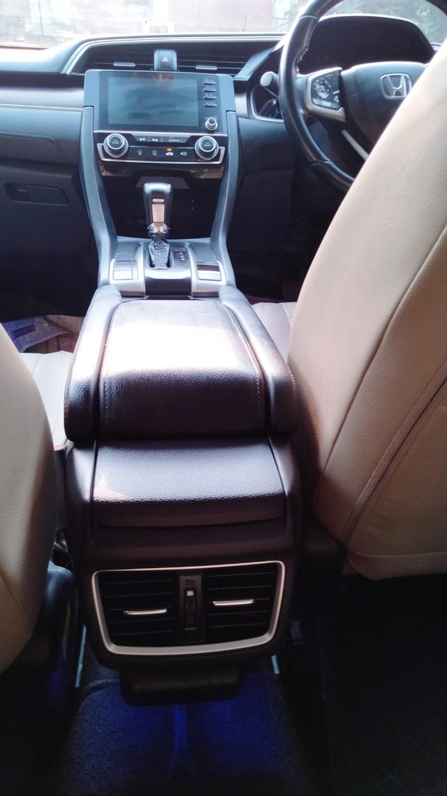 Second-hand 2019 Honda Civic ZX BSIV for sale in New Delhi-14