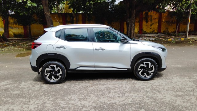Second-hand 2021 Nissan Magnite Turbo CVT XV Premium Opt BSVI for sale in New Delhi-13