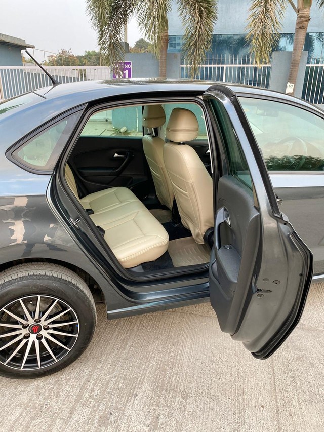 Second-hand 2017 Volkswagen Vento 1.5 TDI Comfortline AT for sale in Pune-14