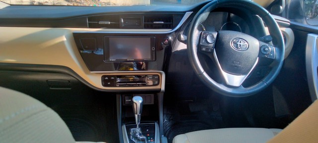 Second-hand 2018 Toyota Corolla Altis 1.8 G CVT for sale in New Delhi-20