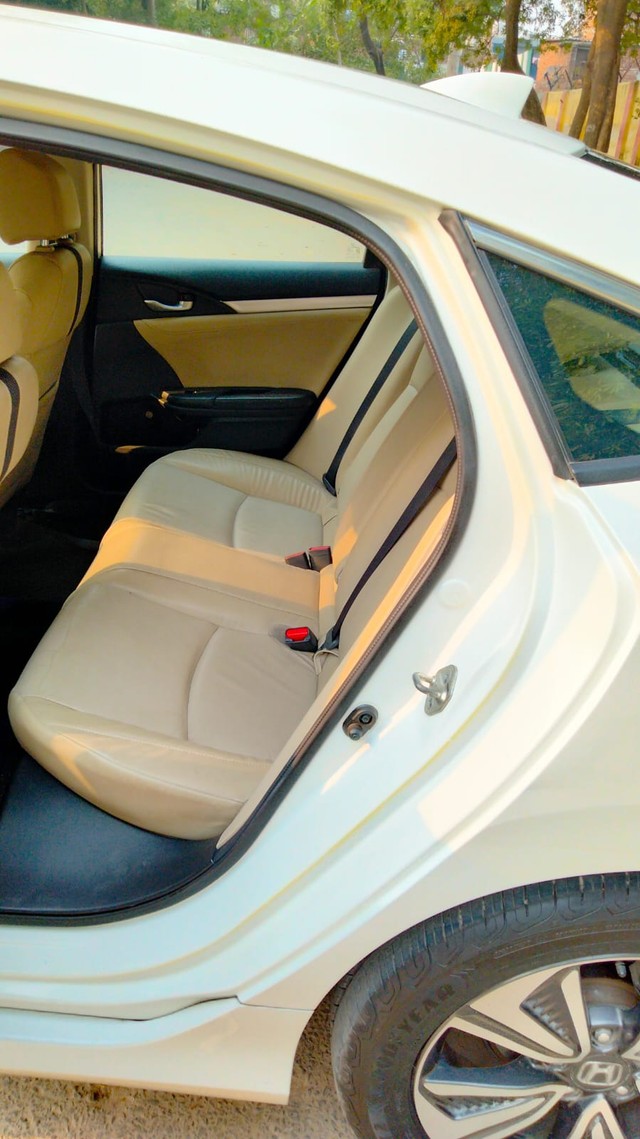 Second-hand 2019 Honda Civic ZX BSIV for sale in New Delhi-6