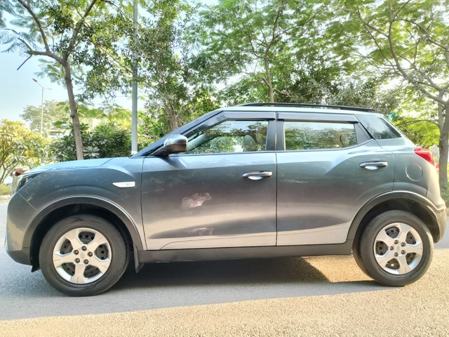 Second-hand 2021 Mahindra XUV300 W6 Diesel BSVI for sale in New Delhi-2