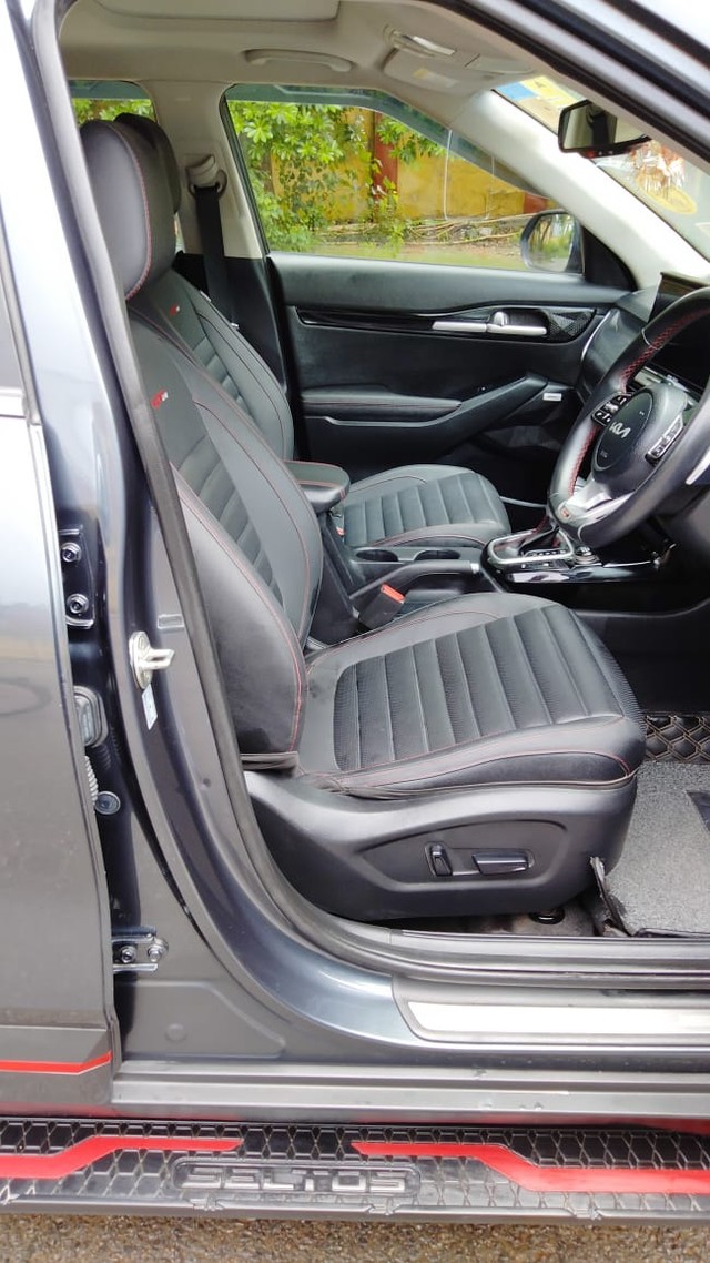 Second-hand 2022 Kia Seltos GTX Plus DCT for sale in New Delhi-17