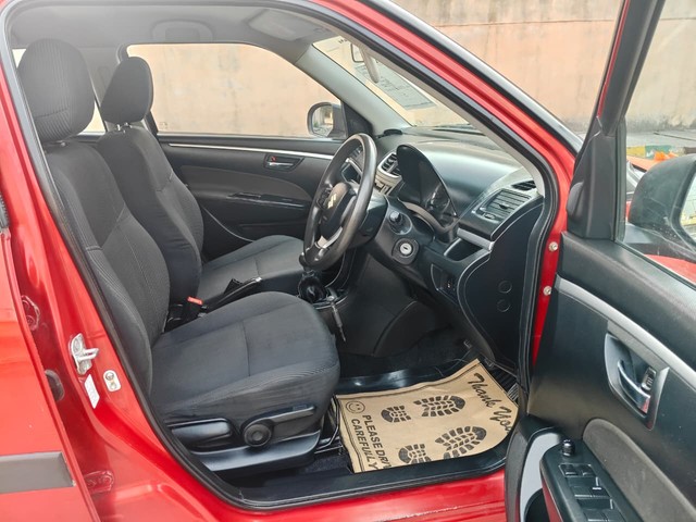 Second-hand 2014 Maruti Suzuki Swift ZXI BSIV for sale in Noida-8