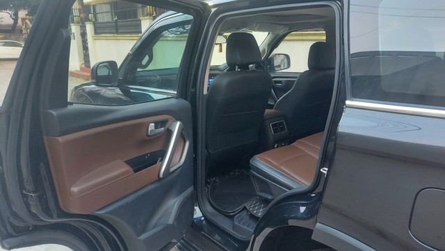 Second-hand 2024 Mahindra Scorpio N Z8 Diesel AT for sale in Hyderabad-11