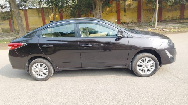 Second-hand 2018 Toyota Yaris G CVT BSIV for sale in New Delhi-1