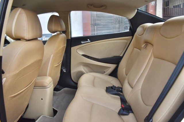 Second-hand 2015 Hyundai Verna 1.6 VTVT SX for sale in Gurgaon-15