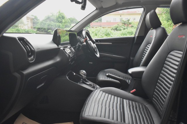 Second-hand 2020 Kia Sonet GTX Plus Turbo DCT DT for sale in Gurgaon-11