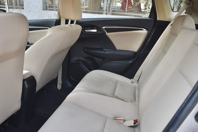 Second-hand 2018 Honda Jazz VX CVT for sale in Gurgaon-13