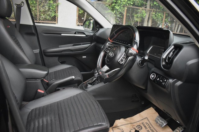 Second-hand 2020 Kia Sonet GTX Plus Turbo DCT DT for sale in Gurgaon-10