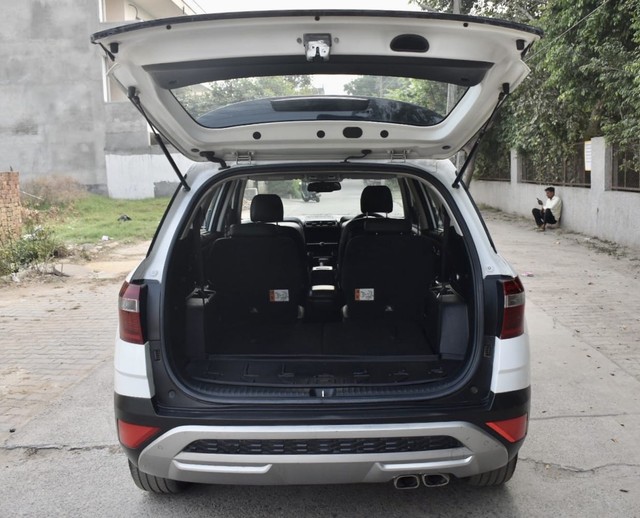 Second-hand 2021 Hyundai Alcazar Signature (O) Diesel AT BSVI for sale in Gurgaon-17