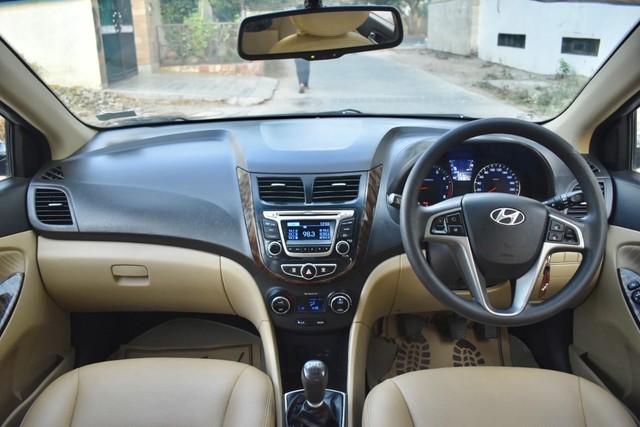 Second-hand 2015 Hyundai Verna 1.6 VTVT SX for sale in Gurgaon-7